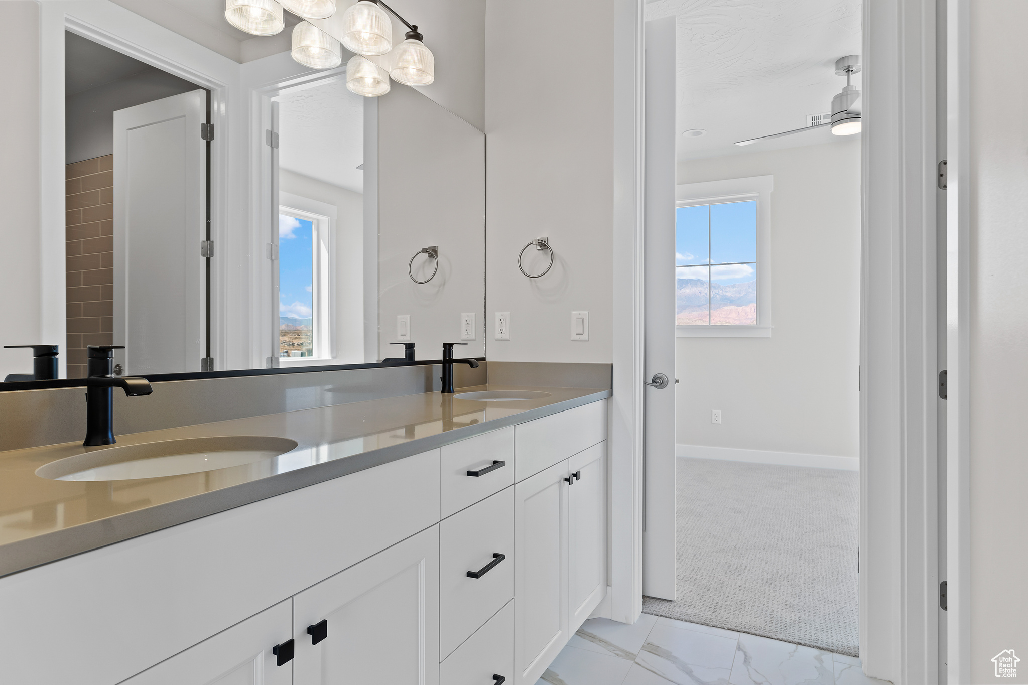 RED SLATE ESTATES - Residential