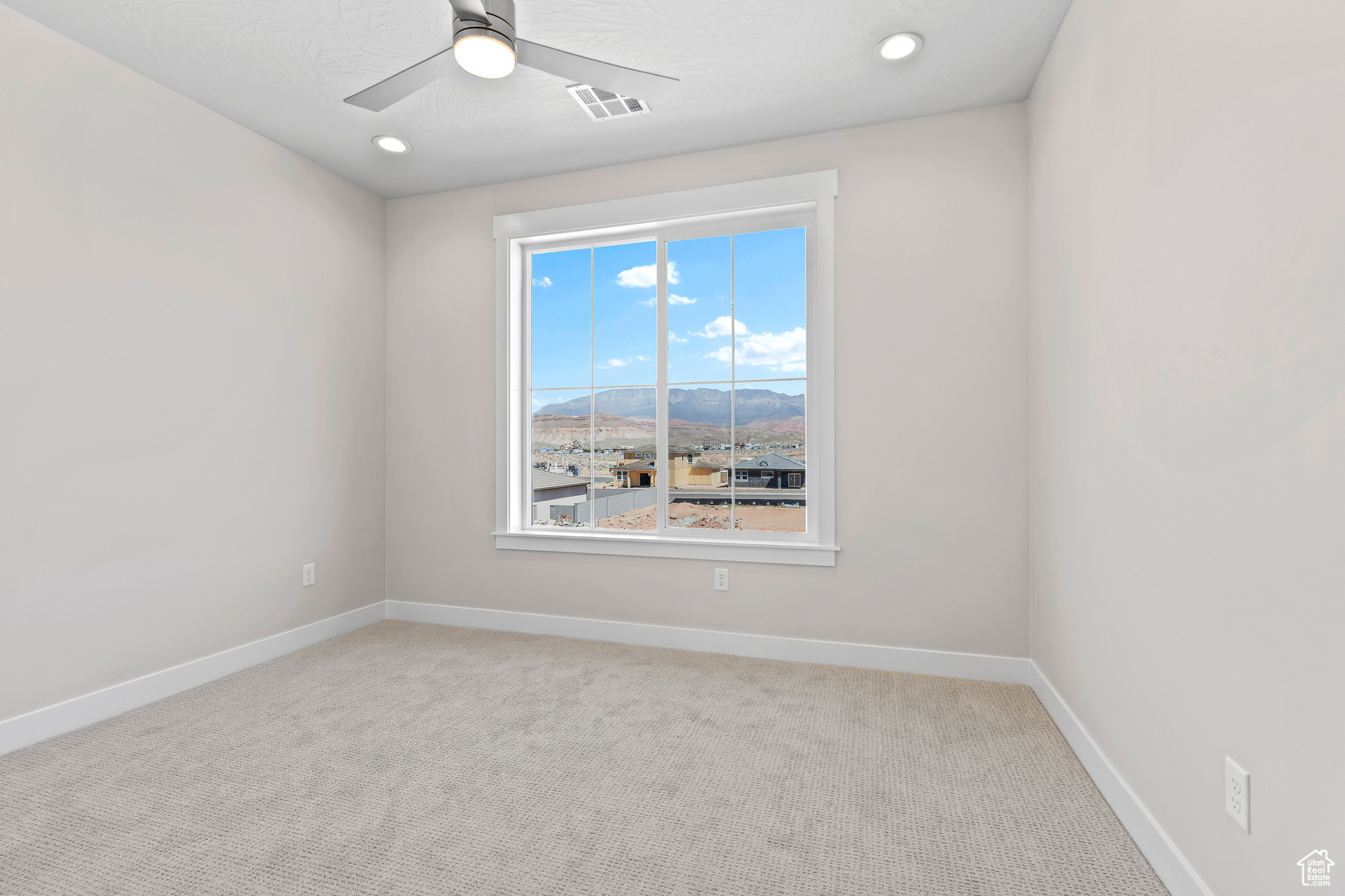 RED SLATE ESTATES - Residential