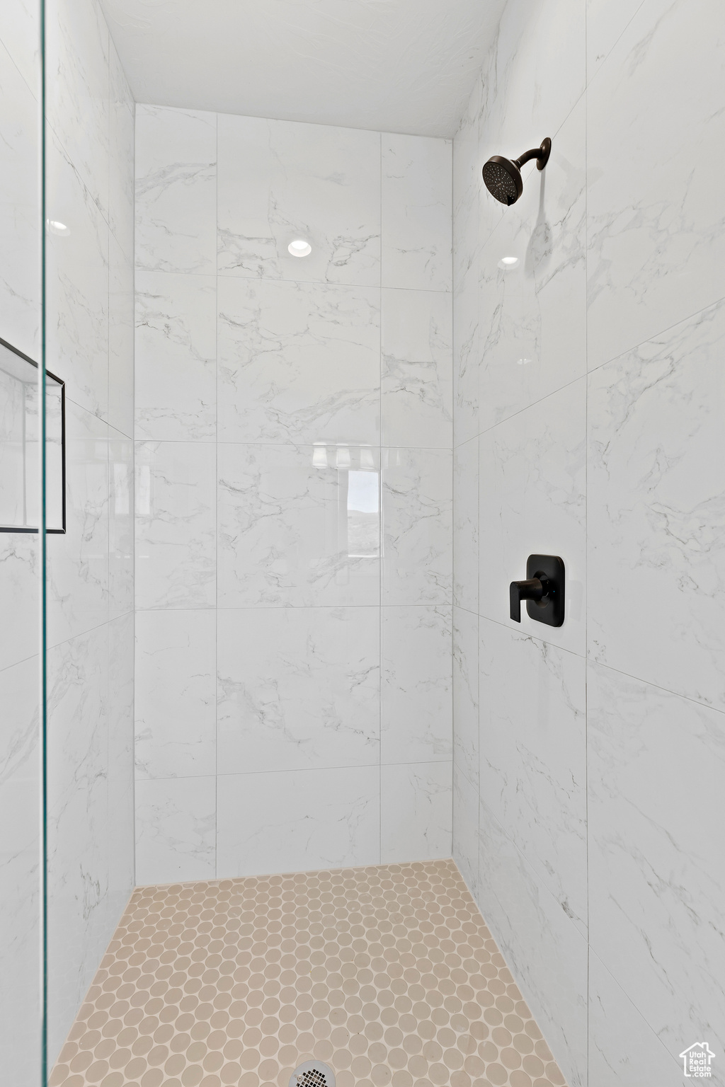 RED SLATE ESTATES - Residential