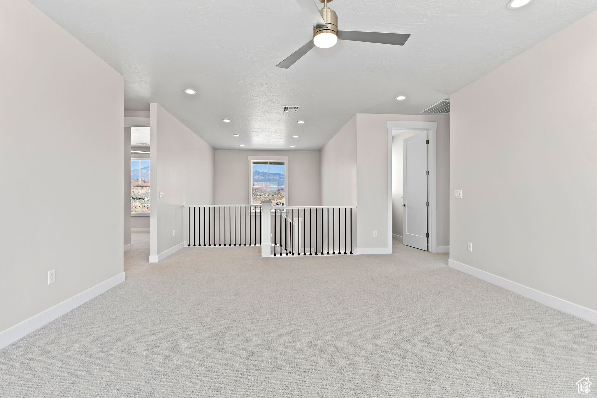 RED SLATE ESTATES - Residential