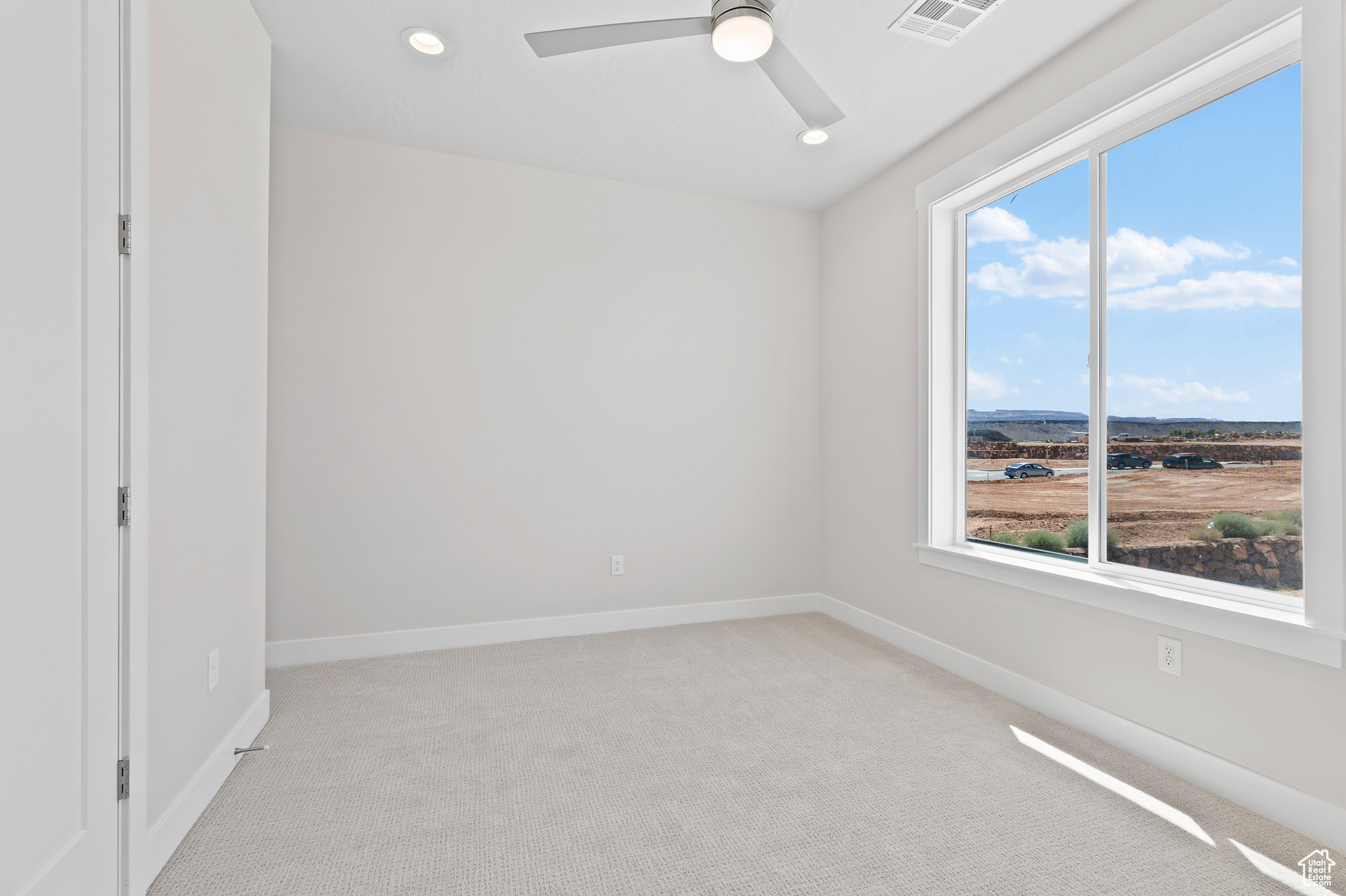 RED SLATE ESTATES - Residential