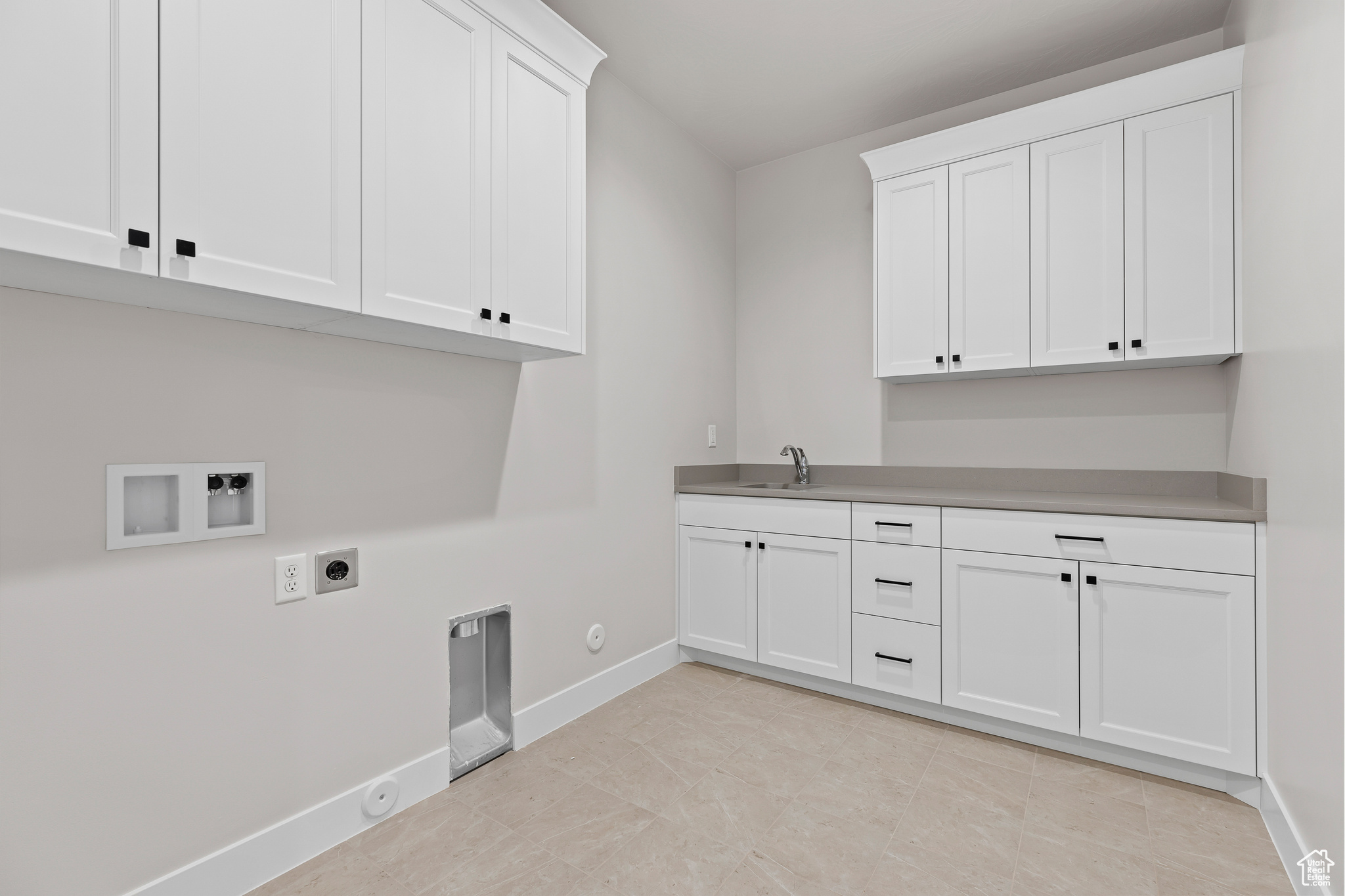 RED SLATE ESTATES - Residential