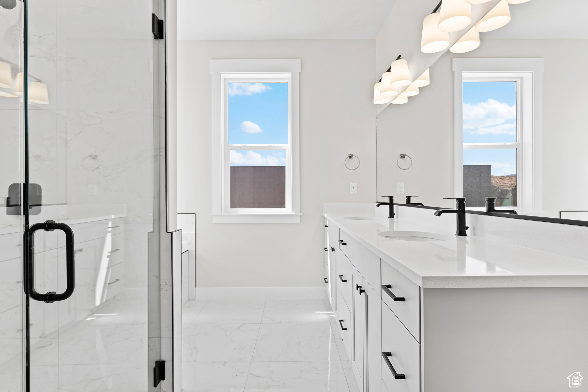 RED SLATE ESTATES - Residential