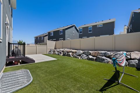 Tiny photo for 3043 S WILLOW CREEK DR, Saratoga Springs, UT 84045 (MLS # 2136215)