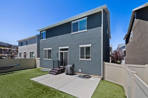 Tiny photo for 3043 S WILLOW CREEK DR, Saratoga Springs, UT 84045 (MLS # 2136215)