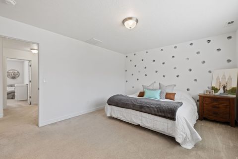 Tiny photo for 3043 S WILLOW CREEK DR, Saratoga Springs, UT 84045 (MLS # 2136215)