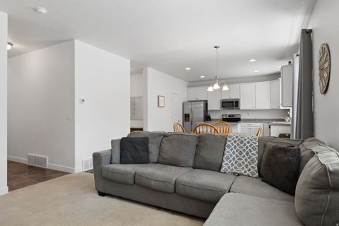 Tiny photo for 3043 S WILLOW CREEK DR, Saratoga Springs, UT 84045 (MLS # 2136215)