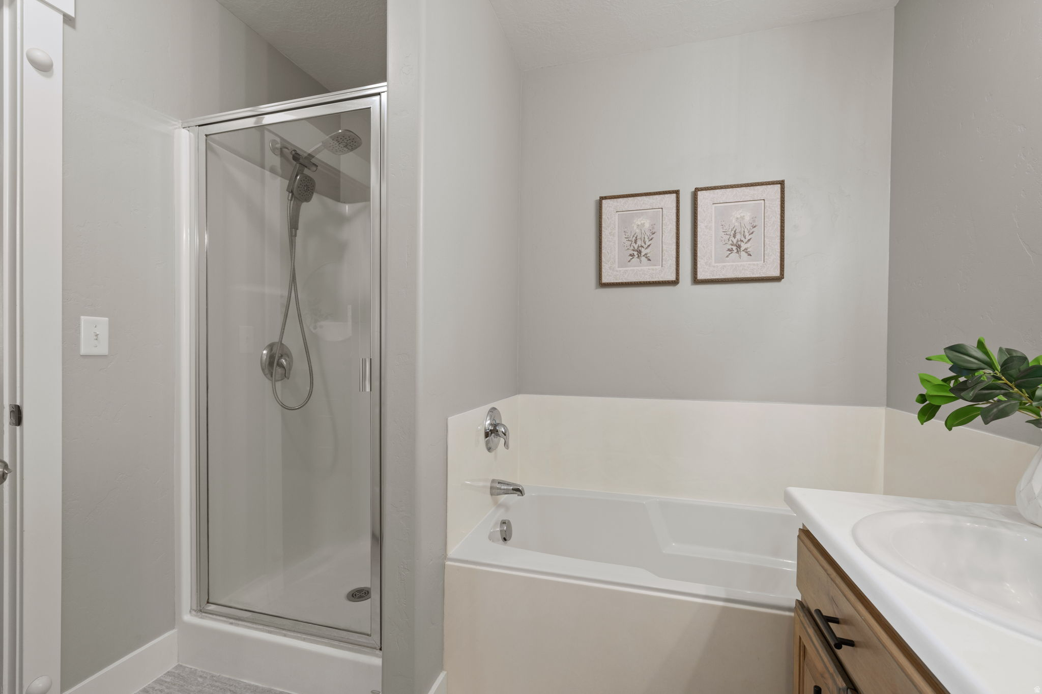 HIGHLANDS ON THE GRE - Residential