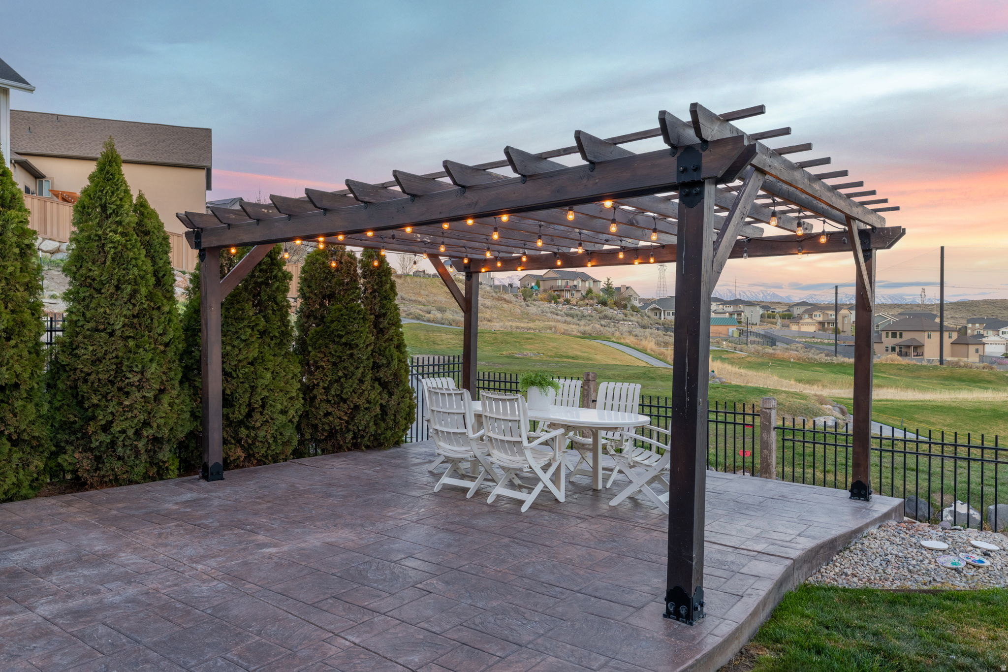 HIGHLANDS ON THE GRE - Residential