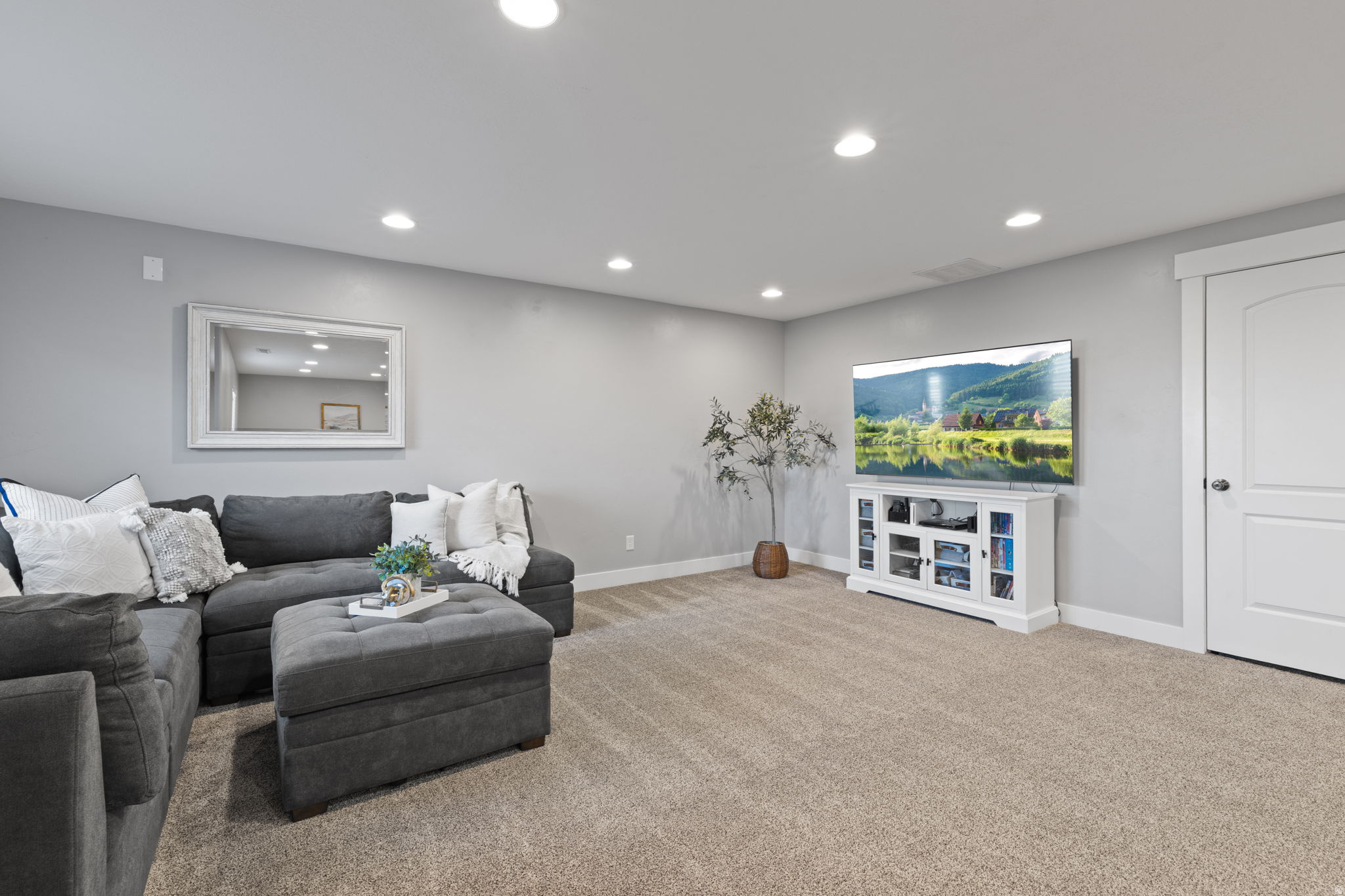 HIGHLANDS ON THE GRE - Residential