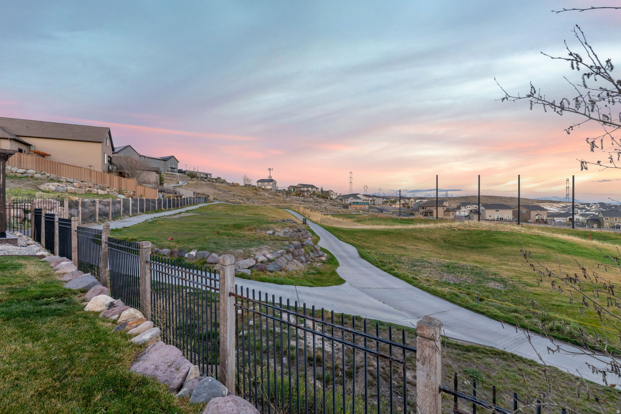 HIGHLANDS ON THE GRE - Residential