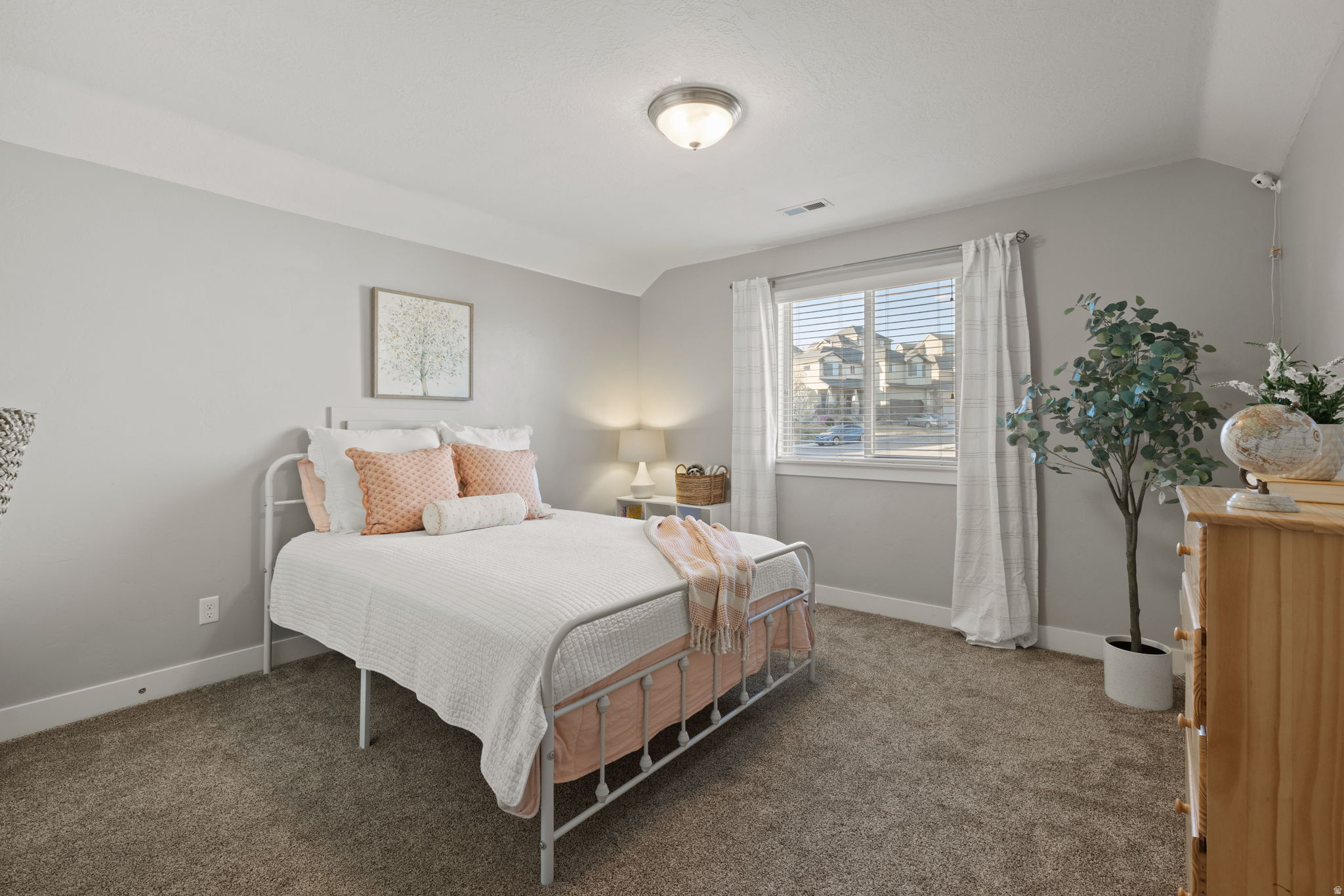 HIGHLANDS ON THE GRE - Residential