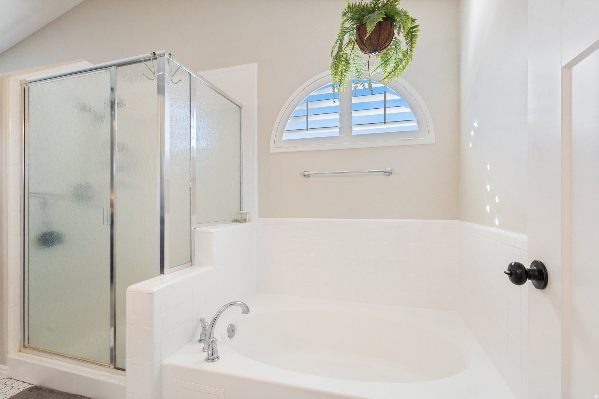 WHITE CITY - Residential