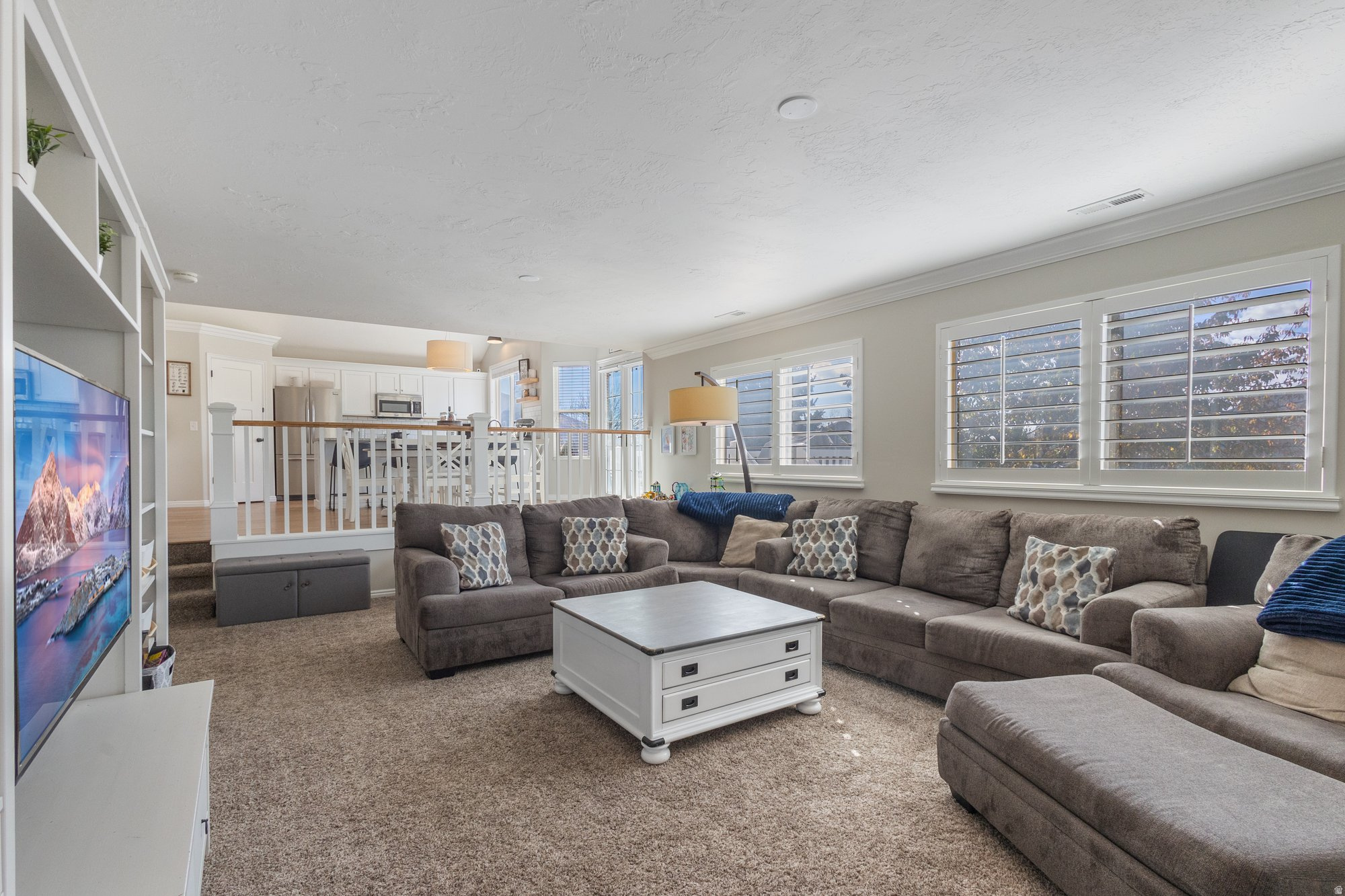 WHITE CITY - Residential