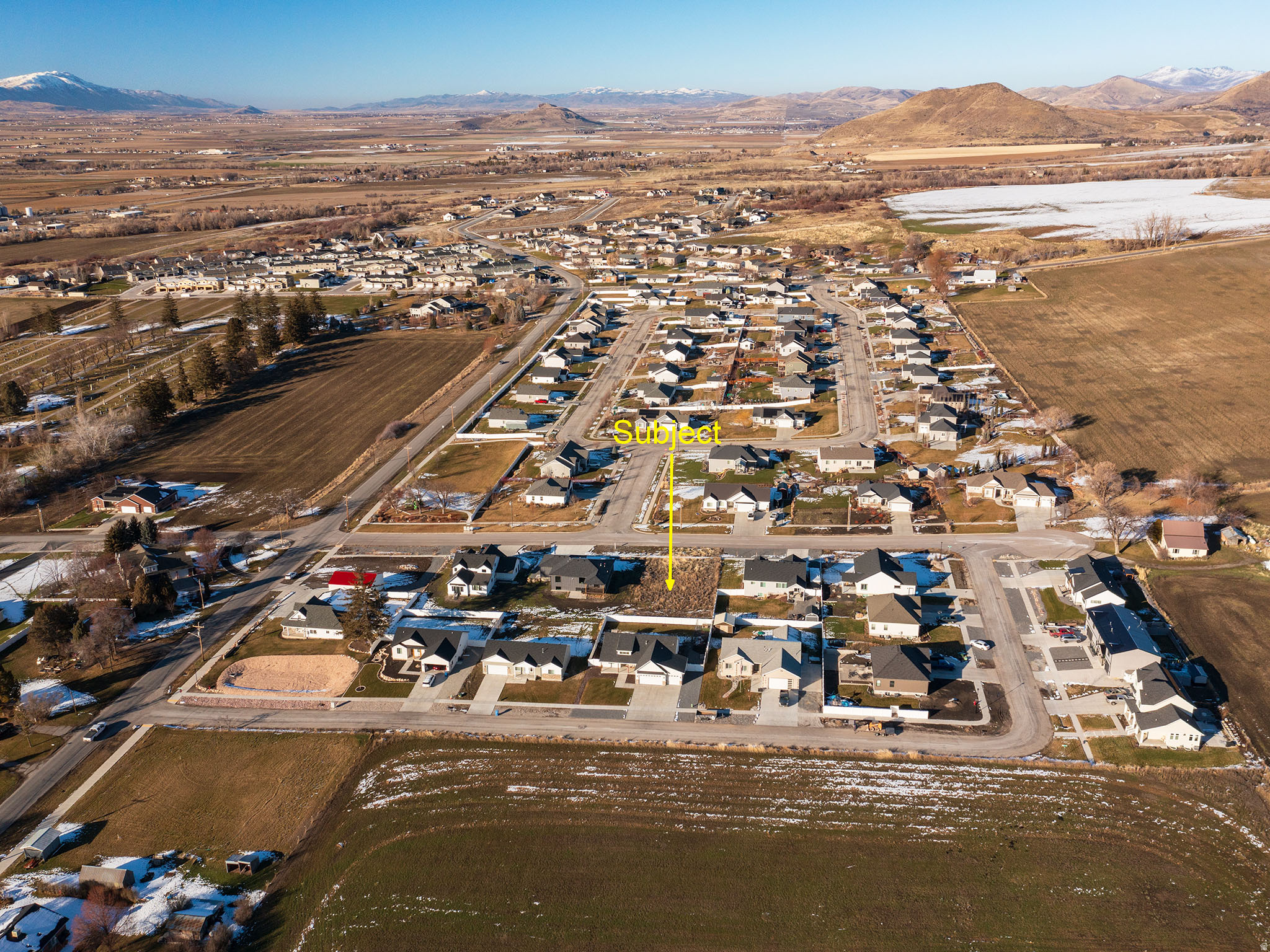 TRAVELLER LANE - Land