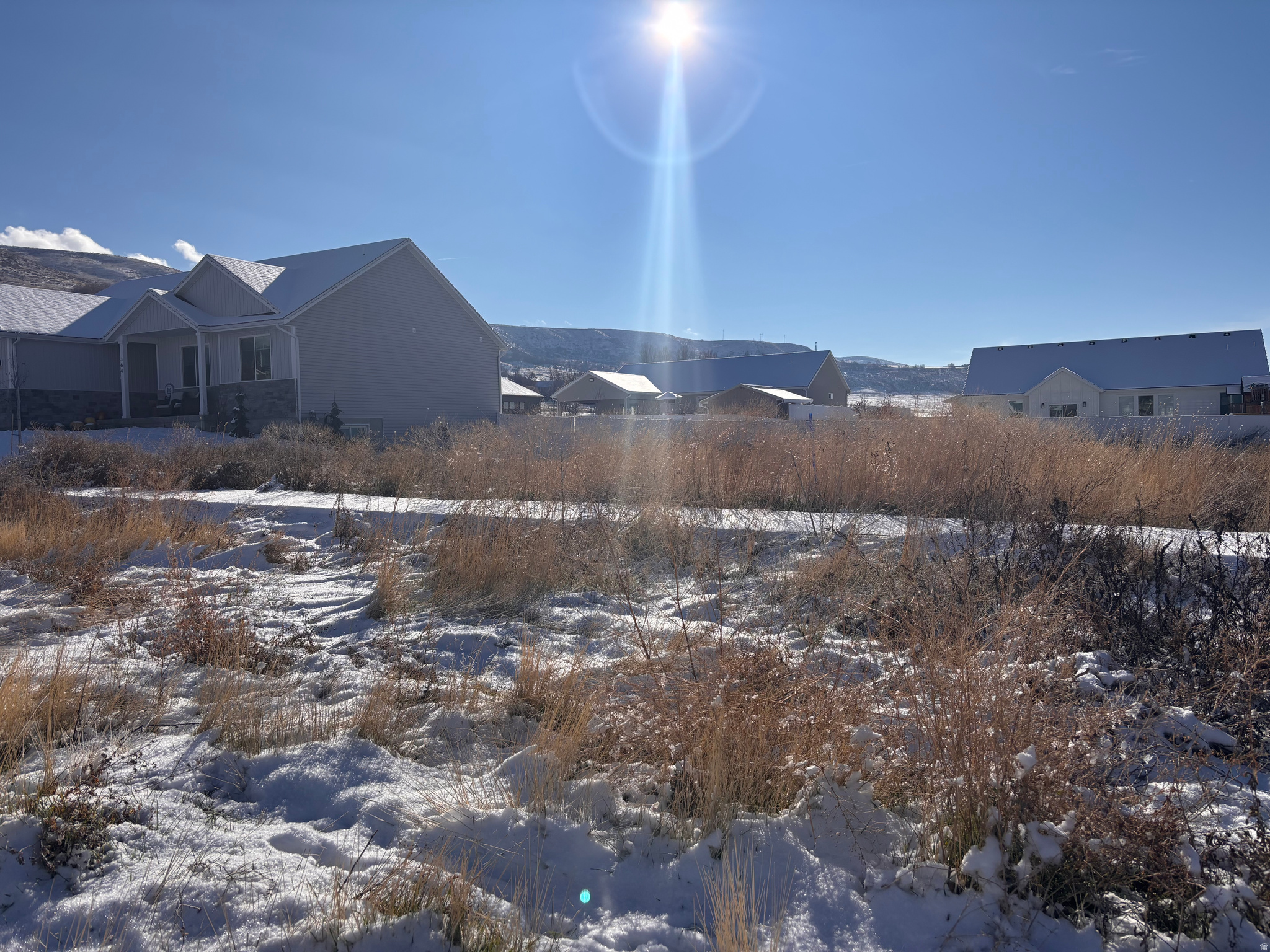 TRAVELLER LANE - Land