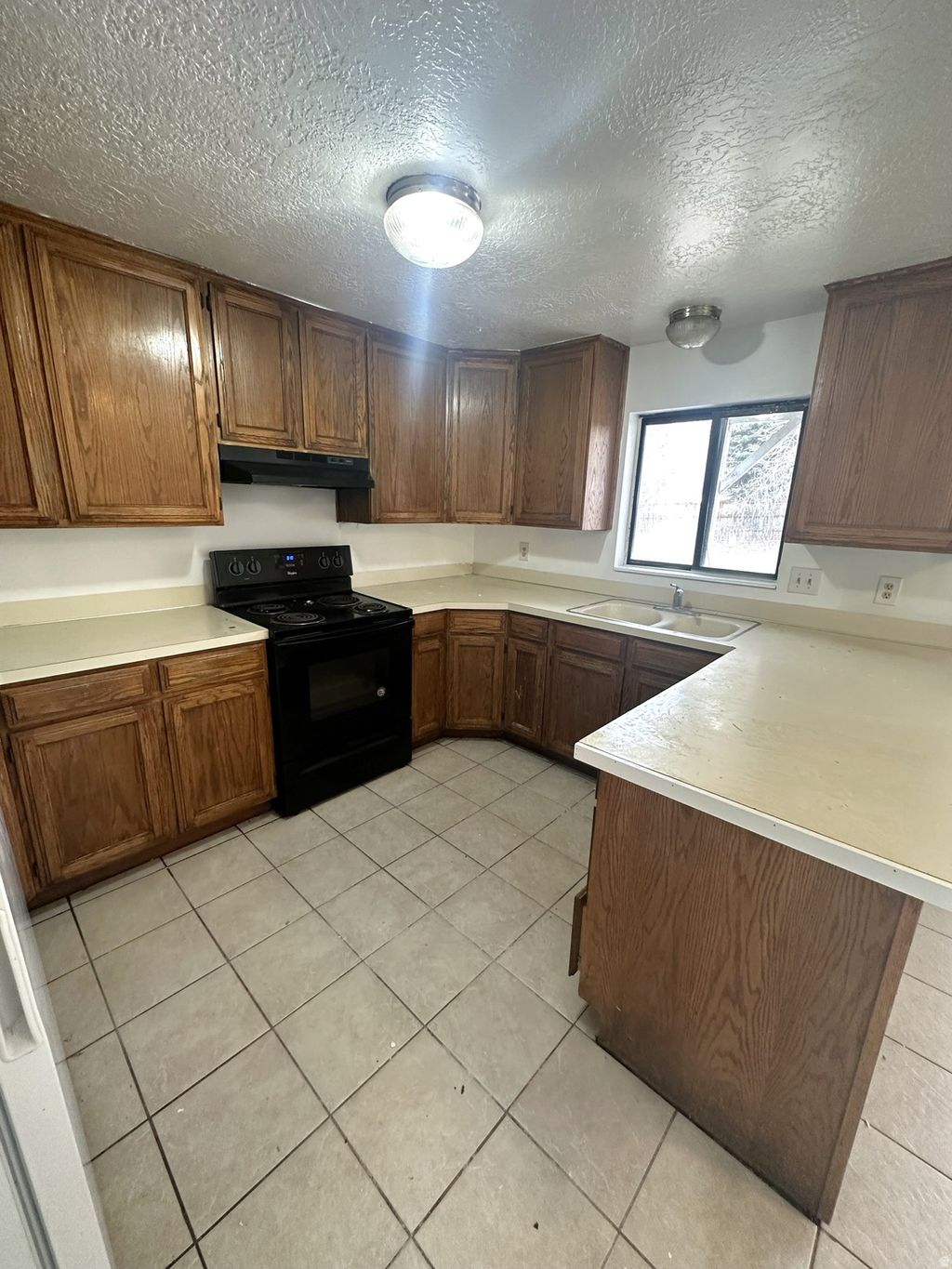 Photo of 4014 S PORTER Ave, South Ogden, UT 84403 (MLS # 2129056)