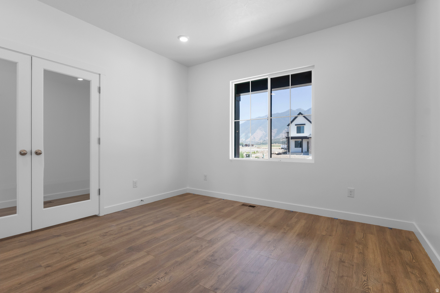 VIRIDIAN - Residential