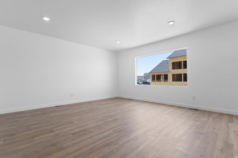 Tiny photo for 1558 E 1010 N #203, Salem, UT 84653 (MLS # 2128772)