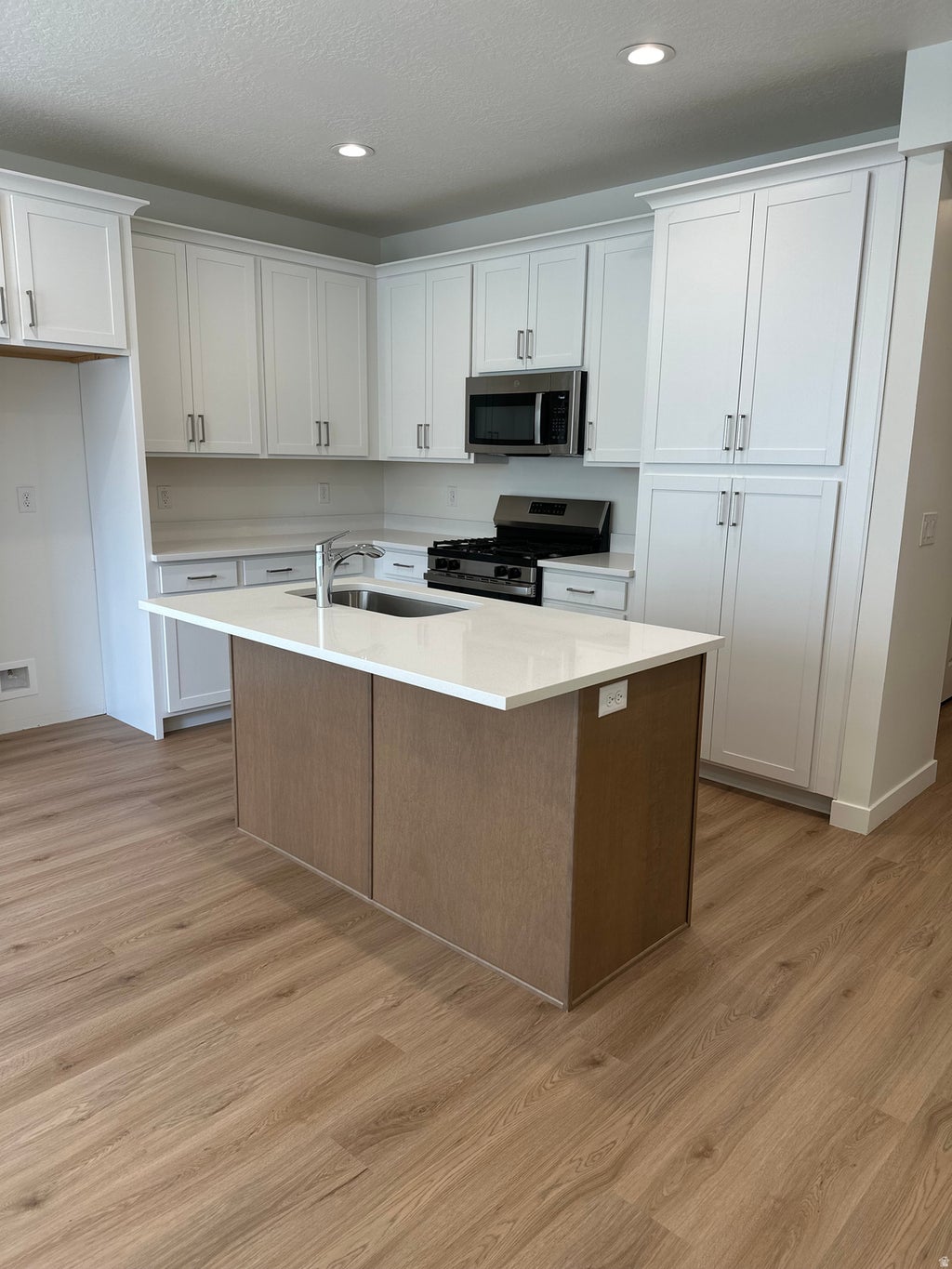 Photo of 6879 W SOUTH JORDAN PKWY #333, South Jordan, UT 84009 (MLS # 2181398)