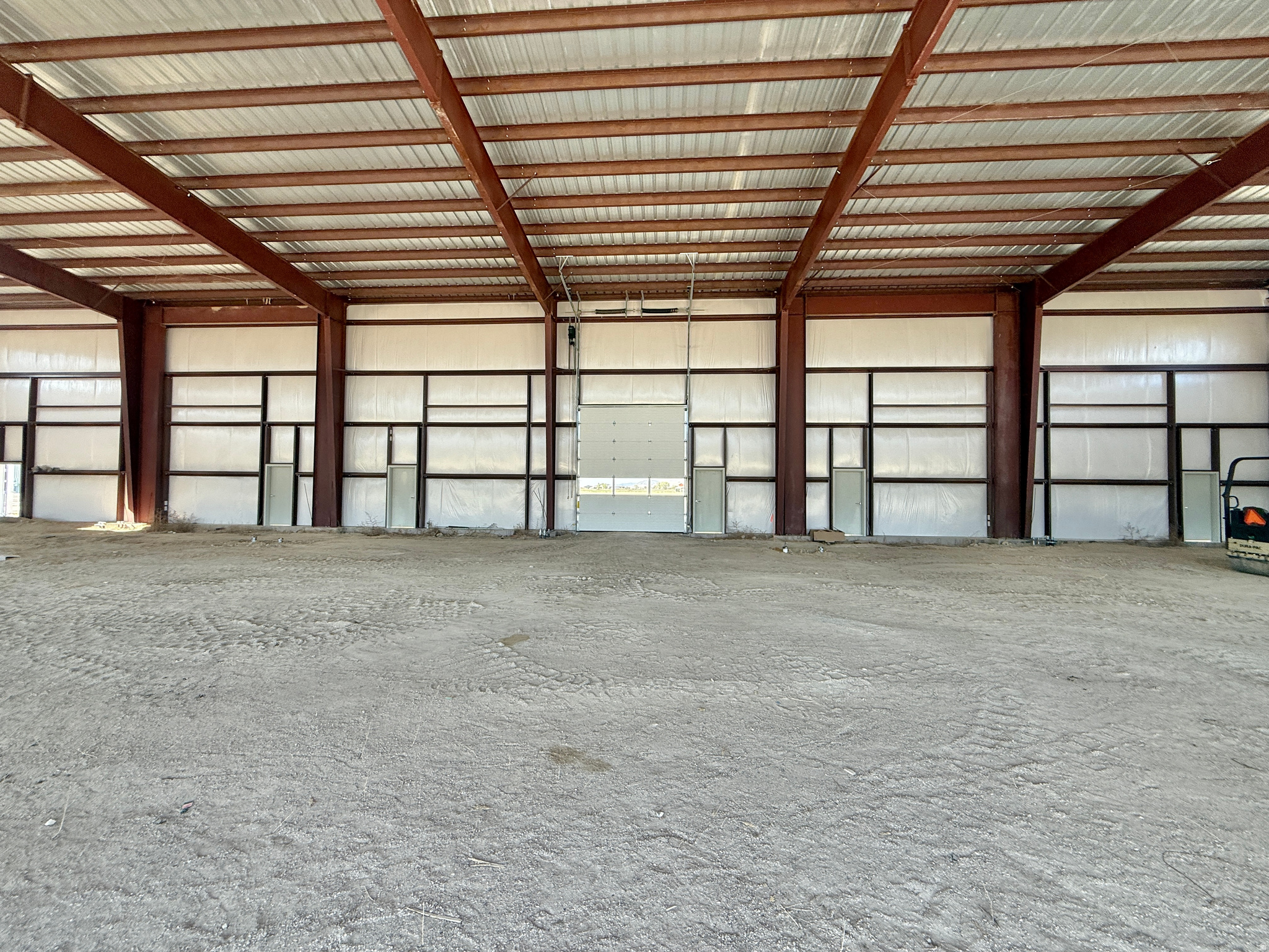 ELWOOD CROSSING - Commercial Lease