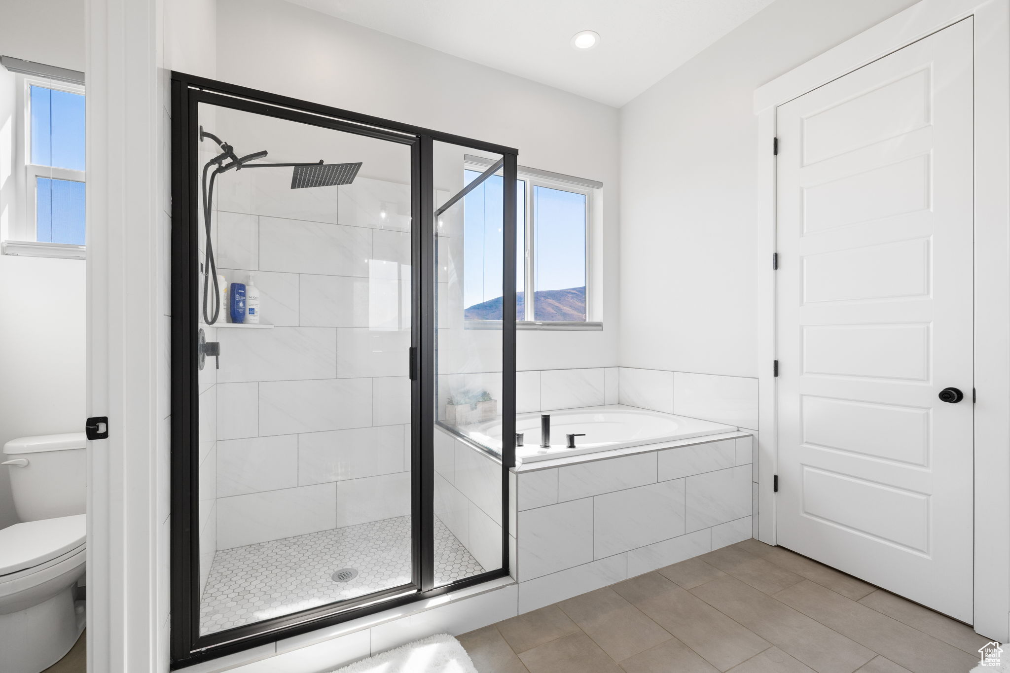 BROOK HEIGHTS - Residential