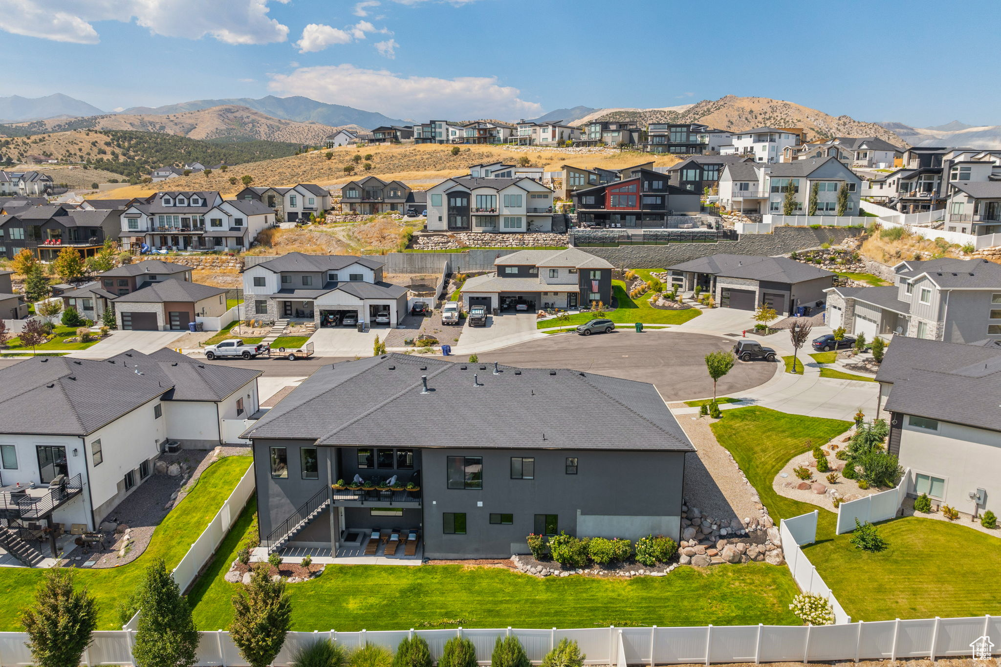 BROOK HEIGHTS - Residential