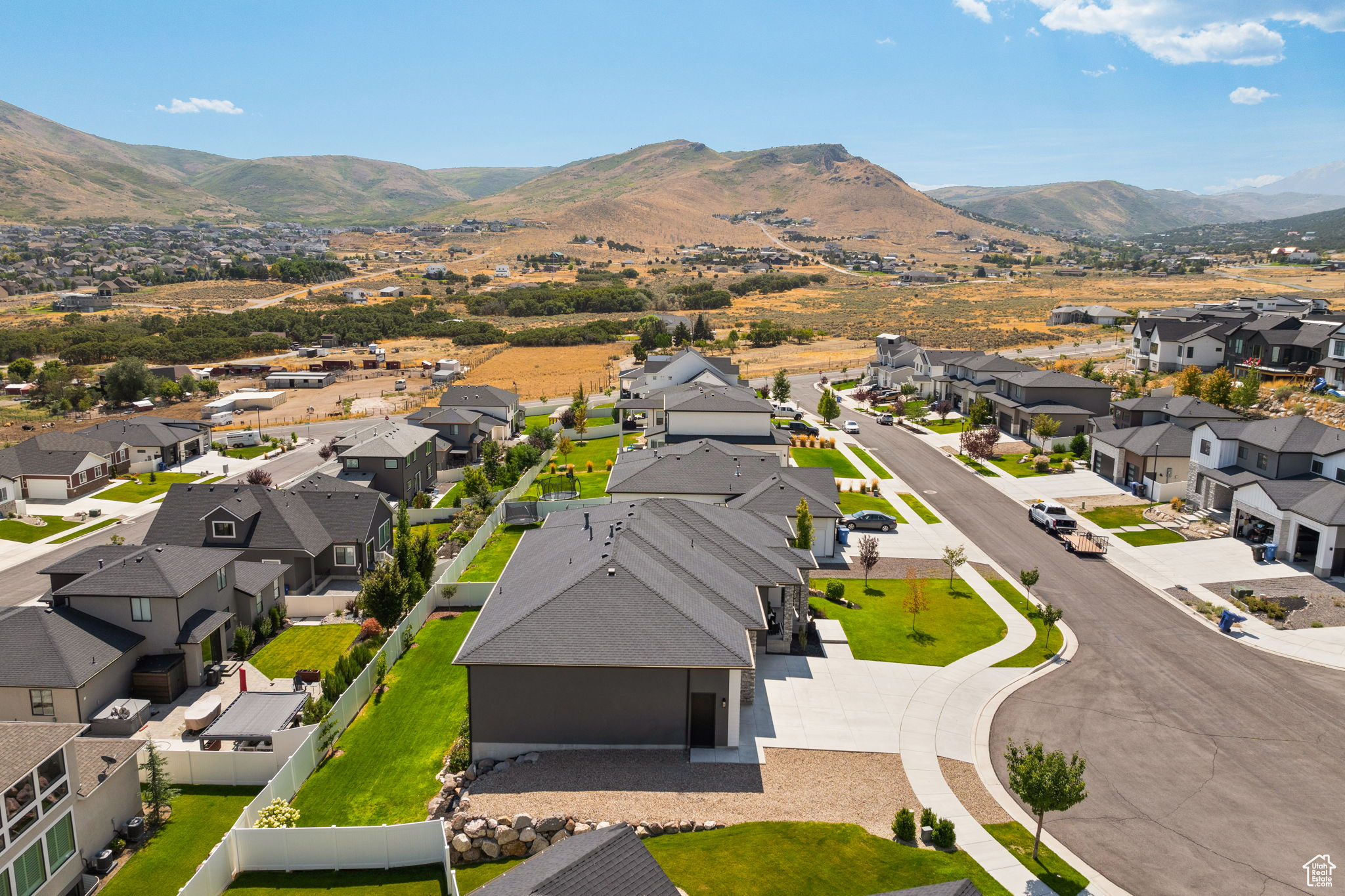 BROOK HEIGHTS - Residential