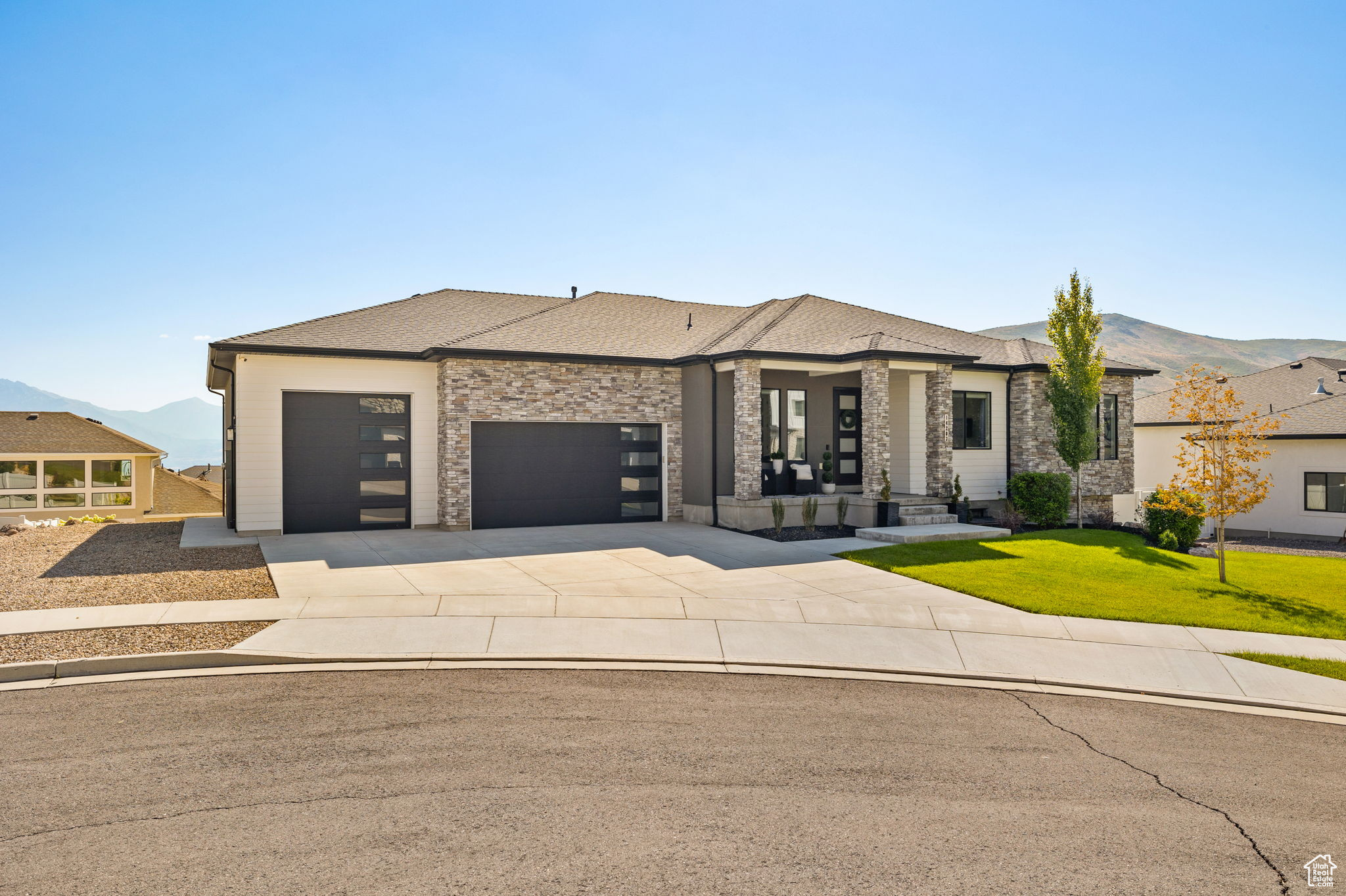 BROOK HEIGHTS - Residential