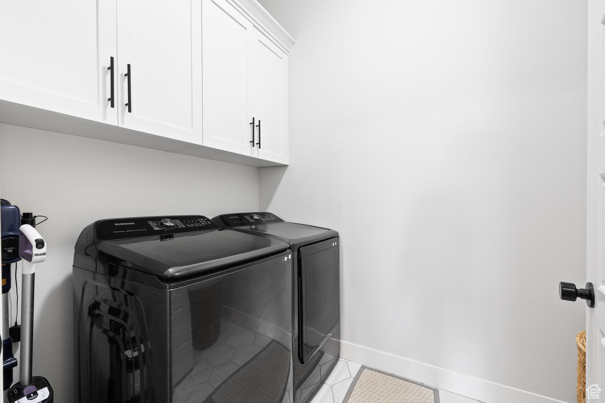 BROOK HEIGHTS - Residential