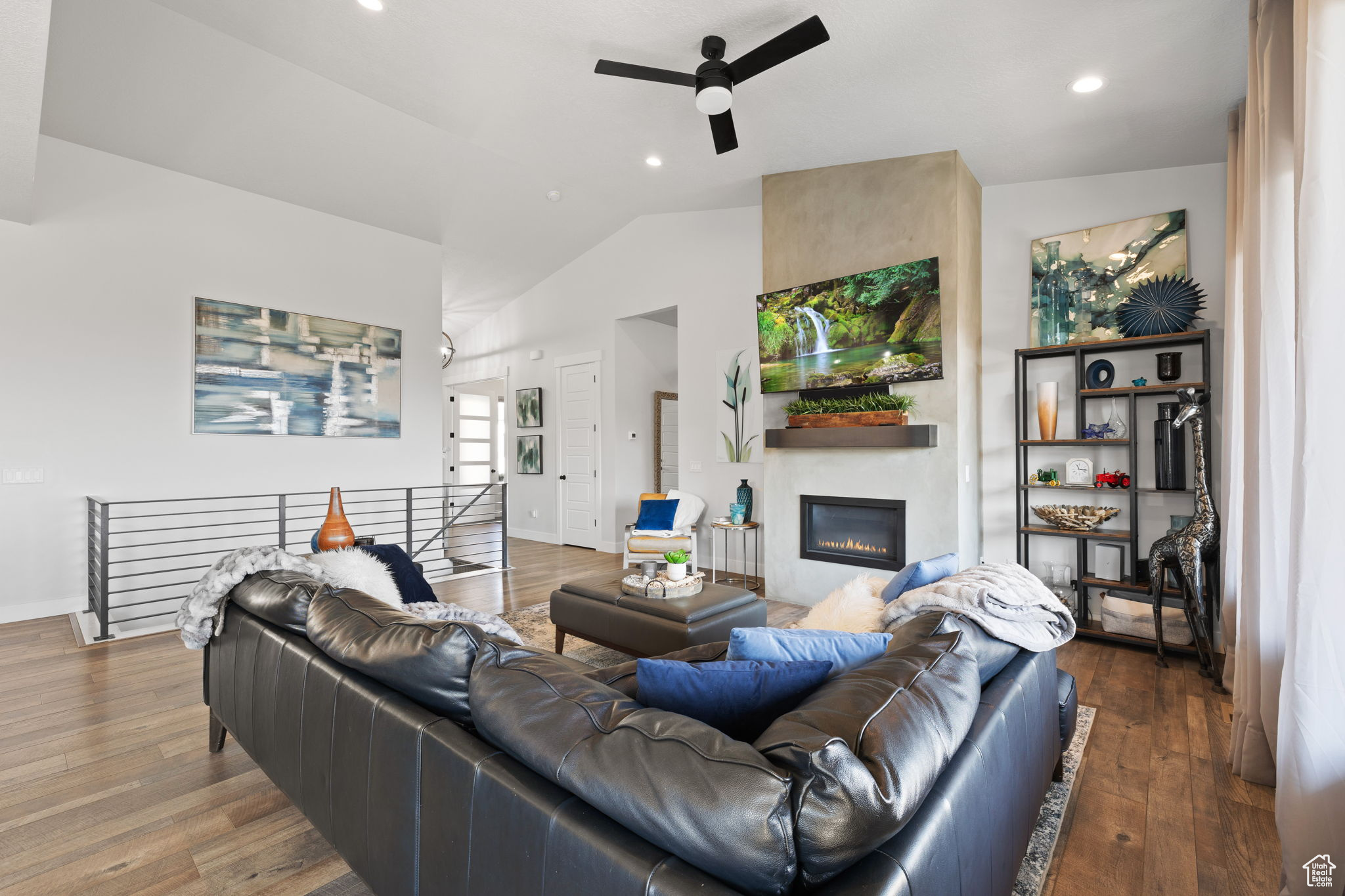 BROOK HEIGHTS - Residential