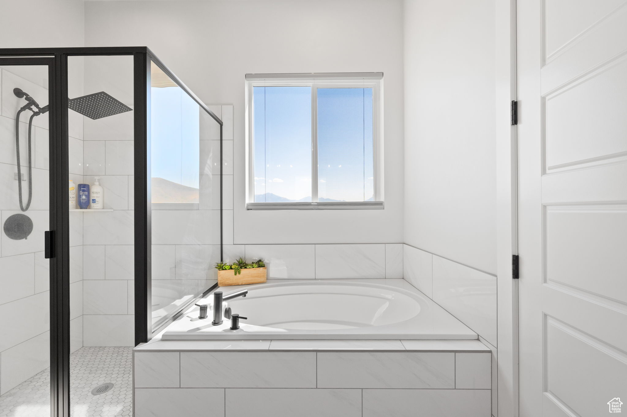 BROOK HEIGHTS - Residential