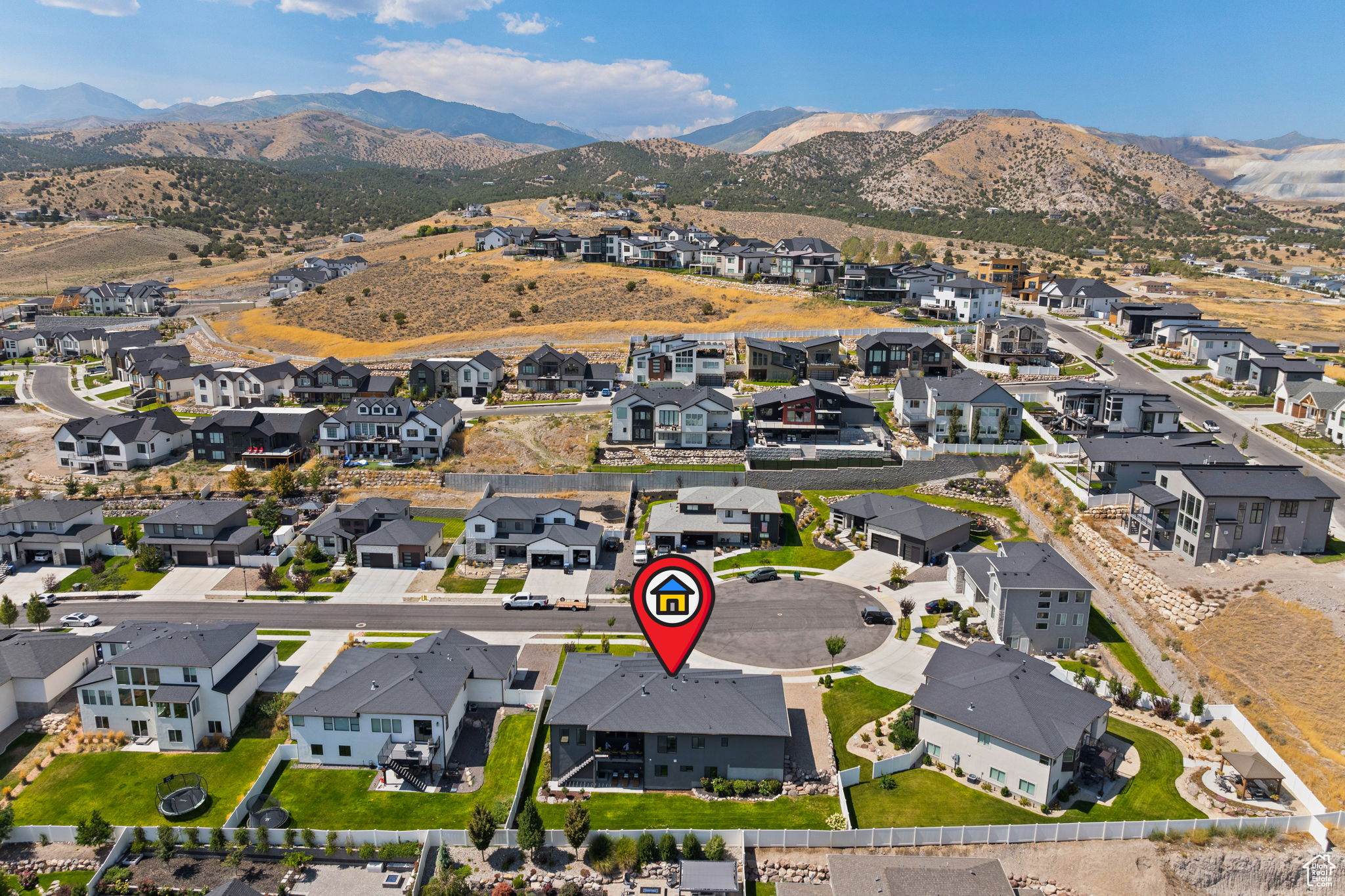 BROOK HEIGHTS - Residential