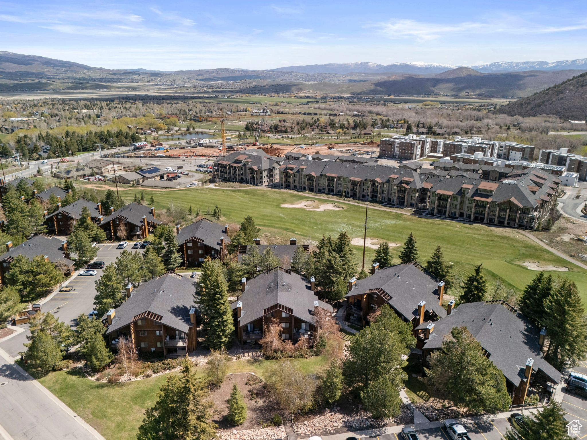 RED PINE CHALETS CON - Residential