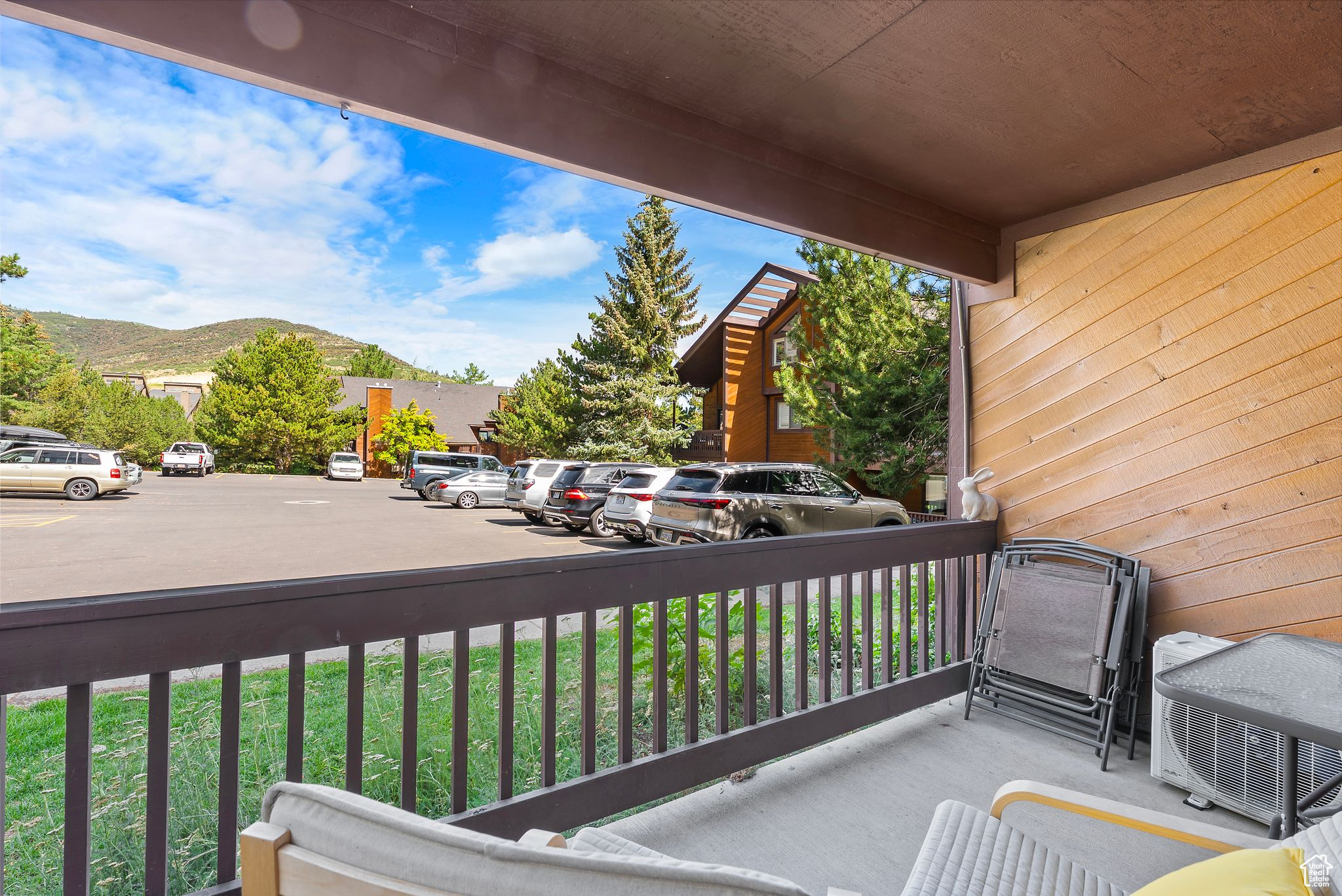 RED PINE CHALETS CON - Residential