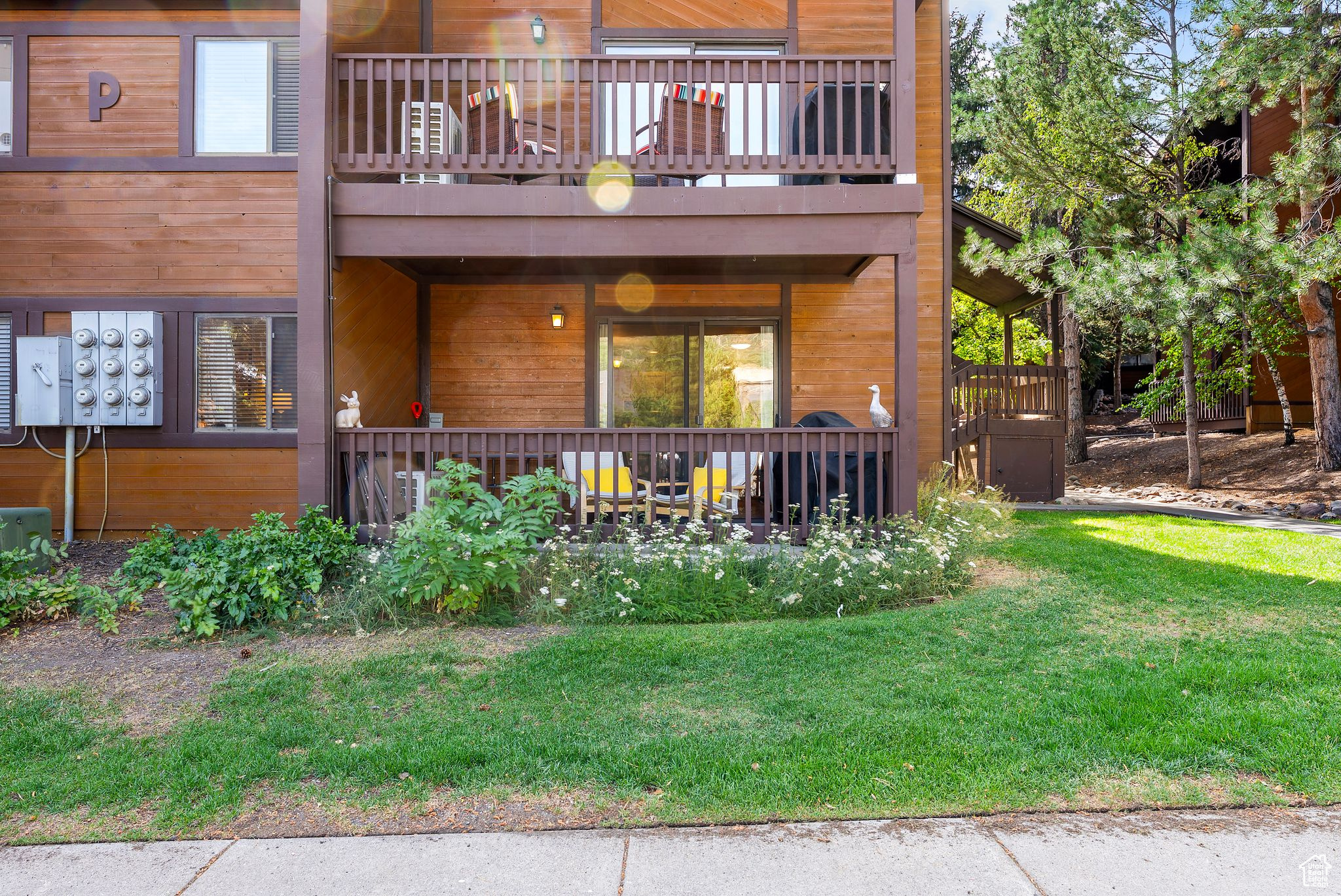 RED PINE CHALETS CON - Residential