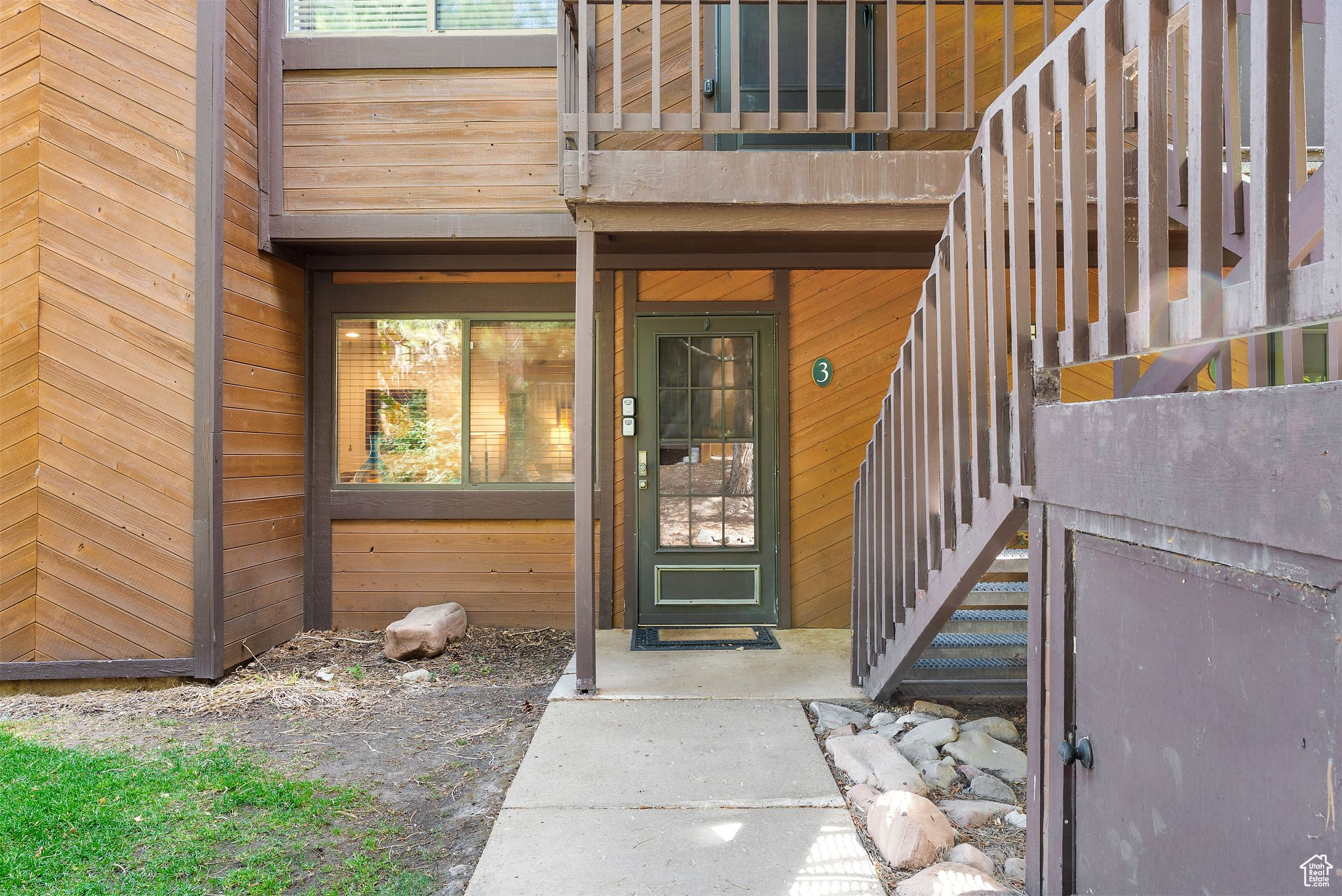 RED PINE CHALETS CON - Residential