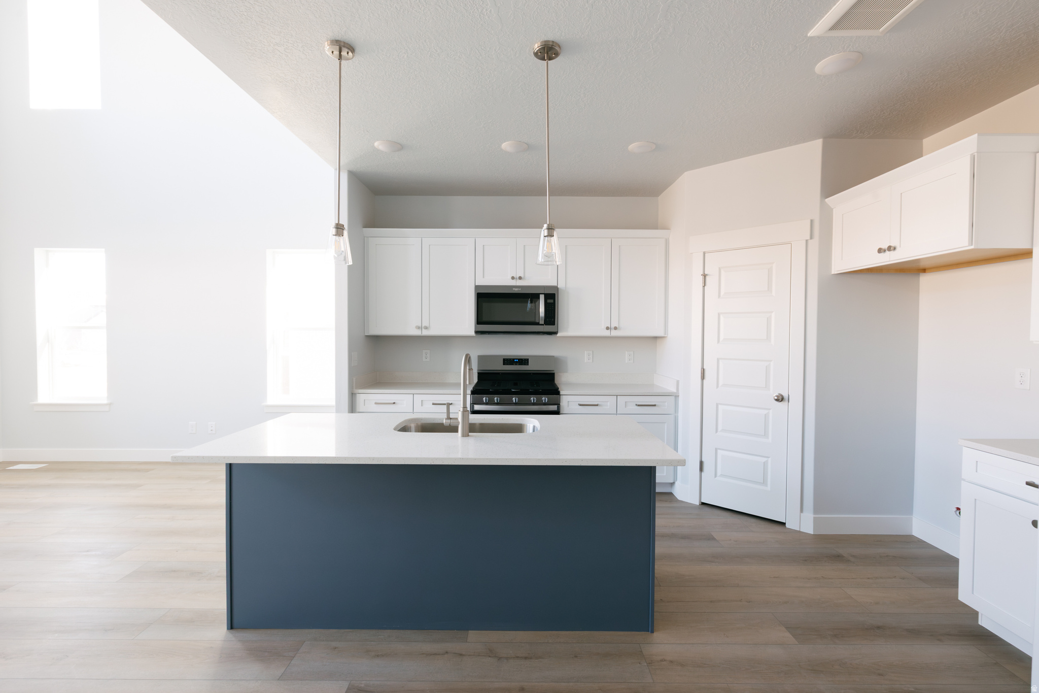 HIGHRIDGE - Residential