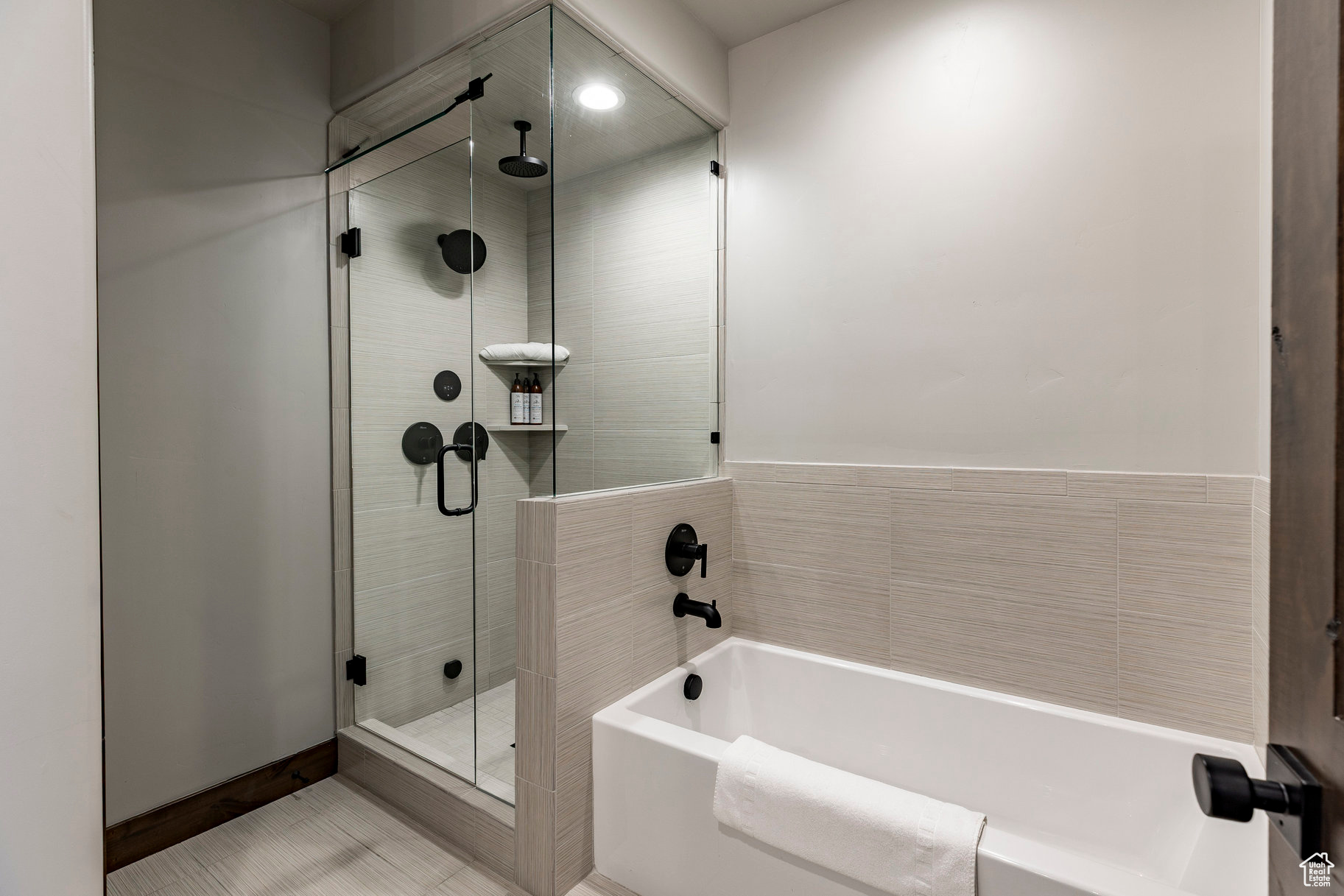 BLACK ROCK RIDGE - Residential Lease