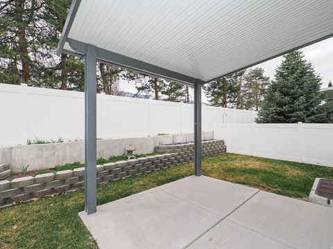 Tiny photo for 10673 S BRIDLEWOOD LN, Sandy, UT 84092 (MLS # 2143711)