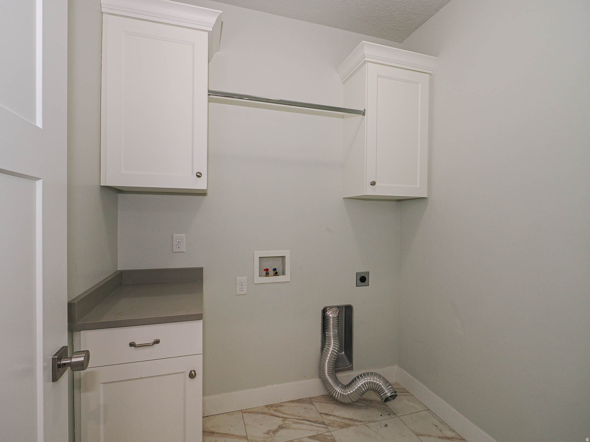 BRIDLEWOOD - Residential