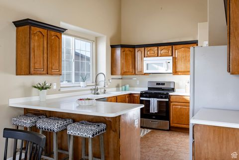 Tiny photo for 1971 W 1870 S, Woods Cross, UT 84087 (MLS # 2090385)