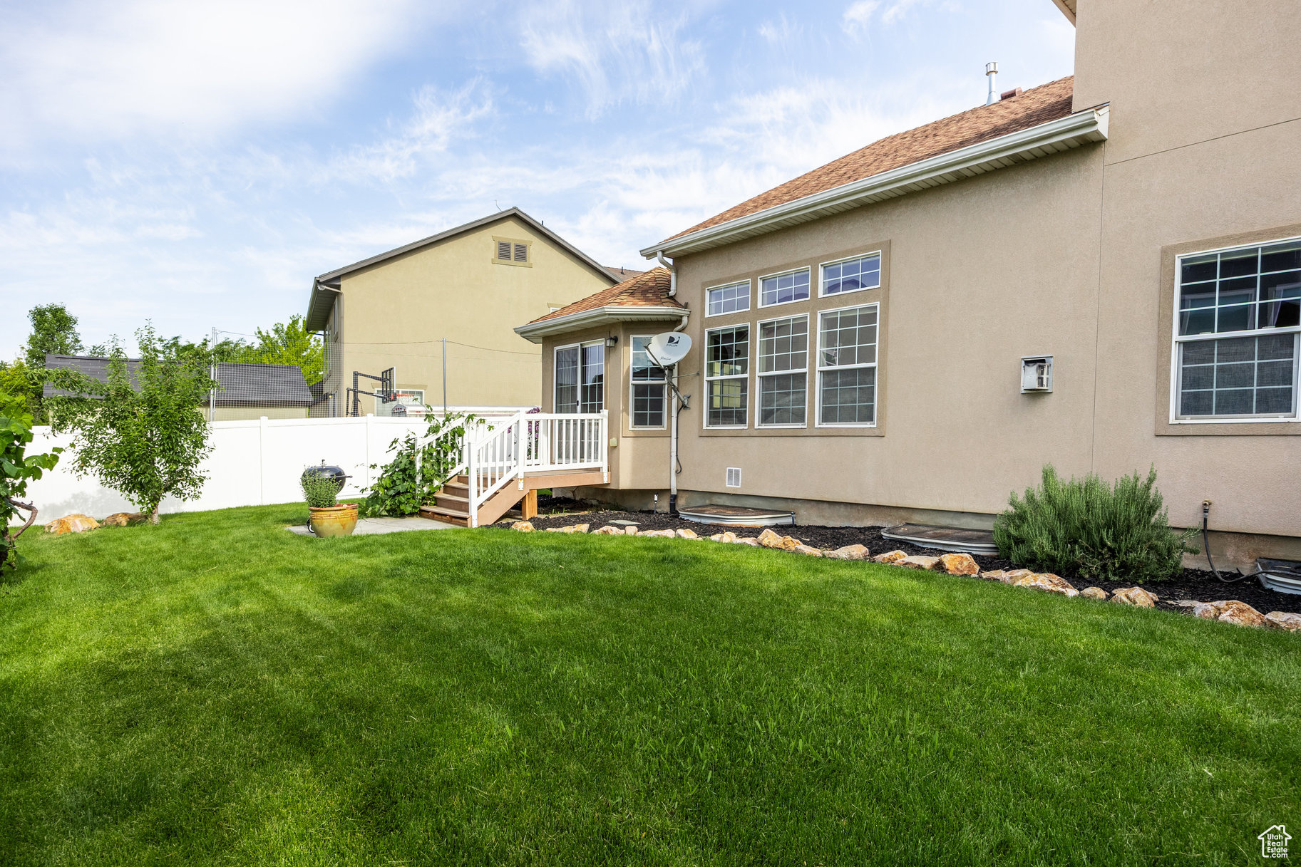 MOUNTAIN VIEW - Residential