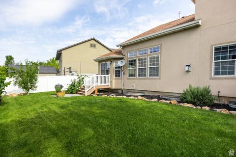 Tiny photo for 1971 W 1870 S, Woods Cross, UT 84087 (MLS # 2090385)