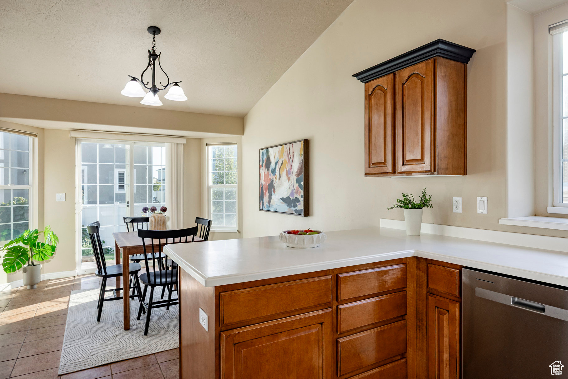 MOUNTAIN VIEW - Residential