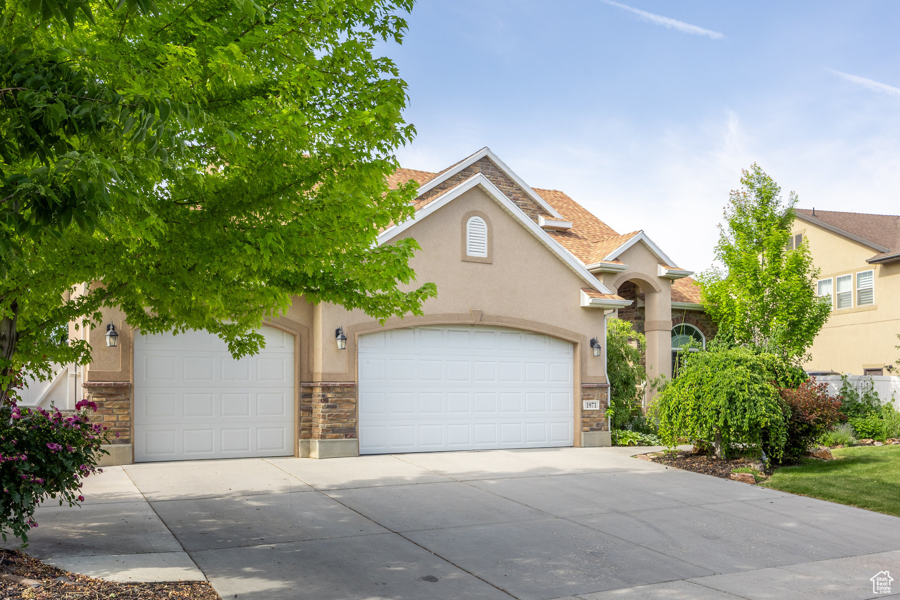 MOUNTAIN VIEW - Residential