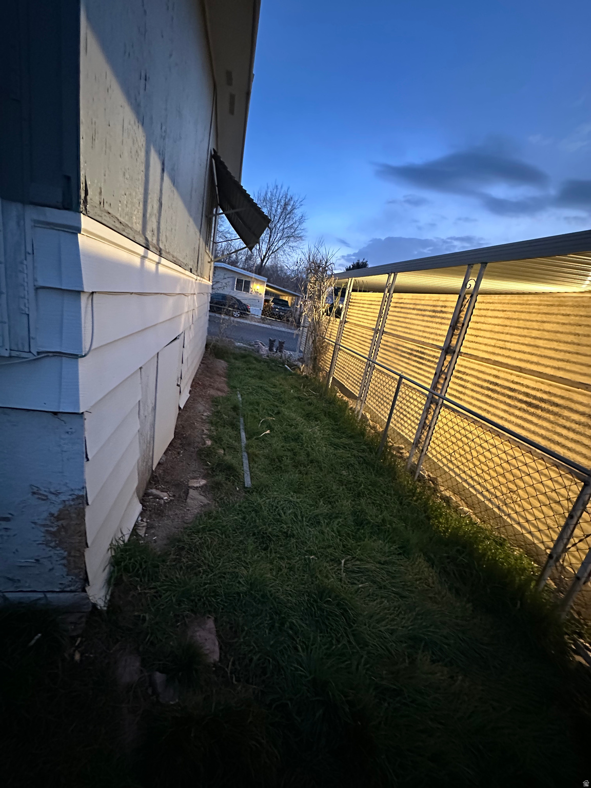 CAMELOT PARK - Residential