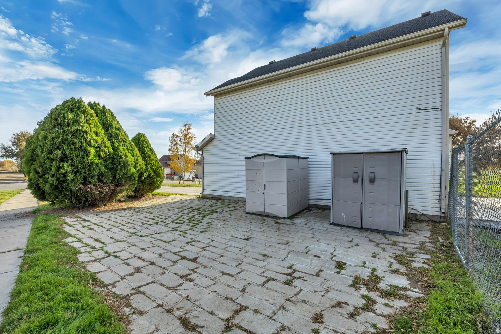 EDGEWOOD ESTATES - Residential