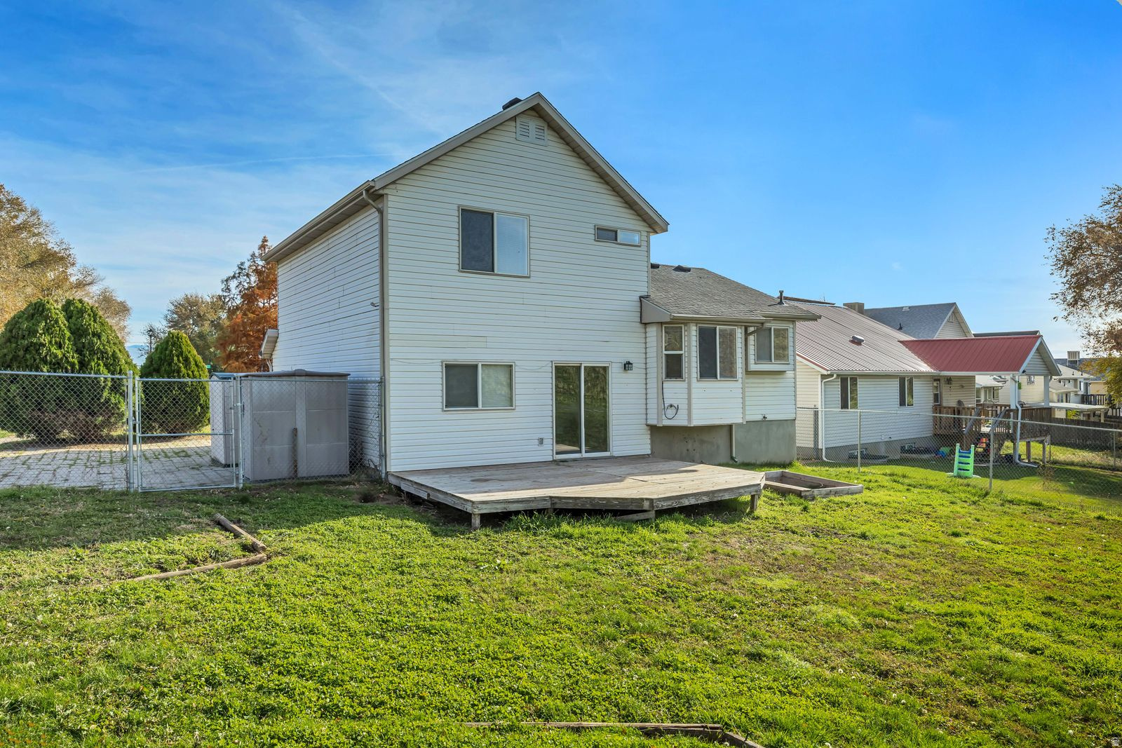 EDGEWOOD ESTATES - Residential