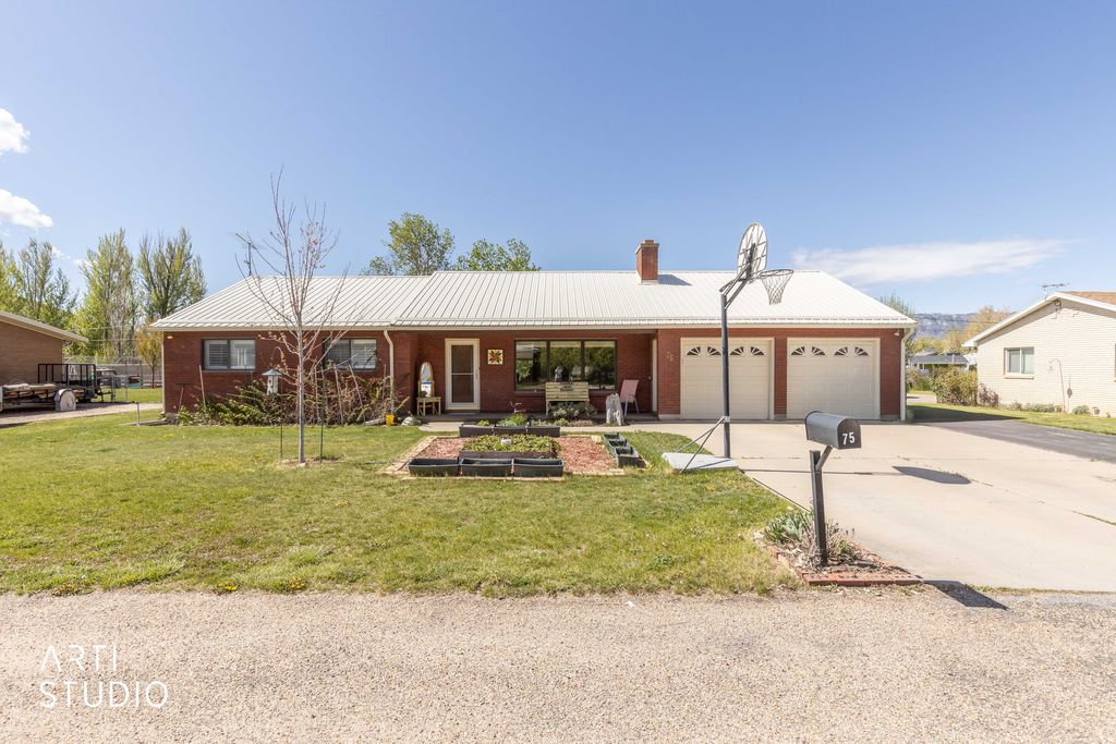 Photo of 75 N WILLIAMS CR. Cir, Morgan, UT 84050 (MLS # 2153697)